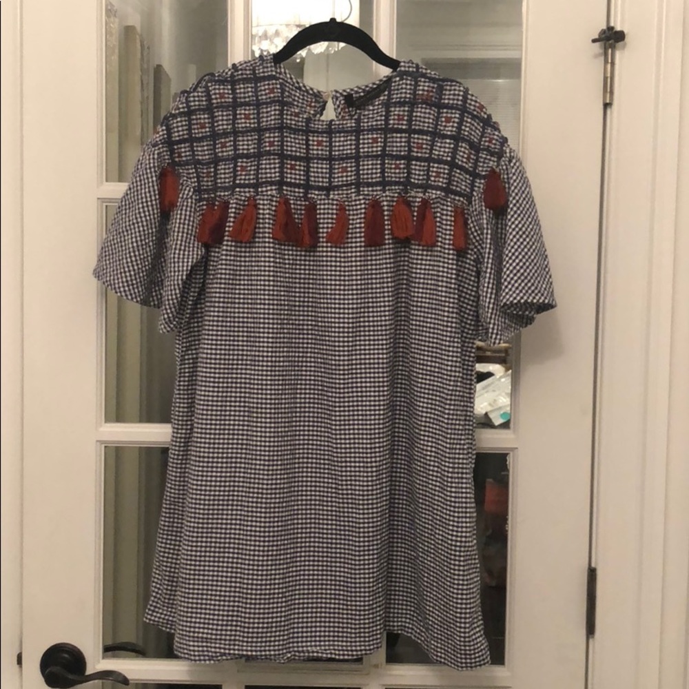 Zara - Short Dress w Embroidery & Pom Poms